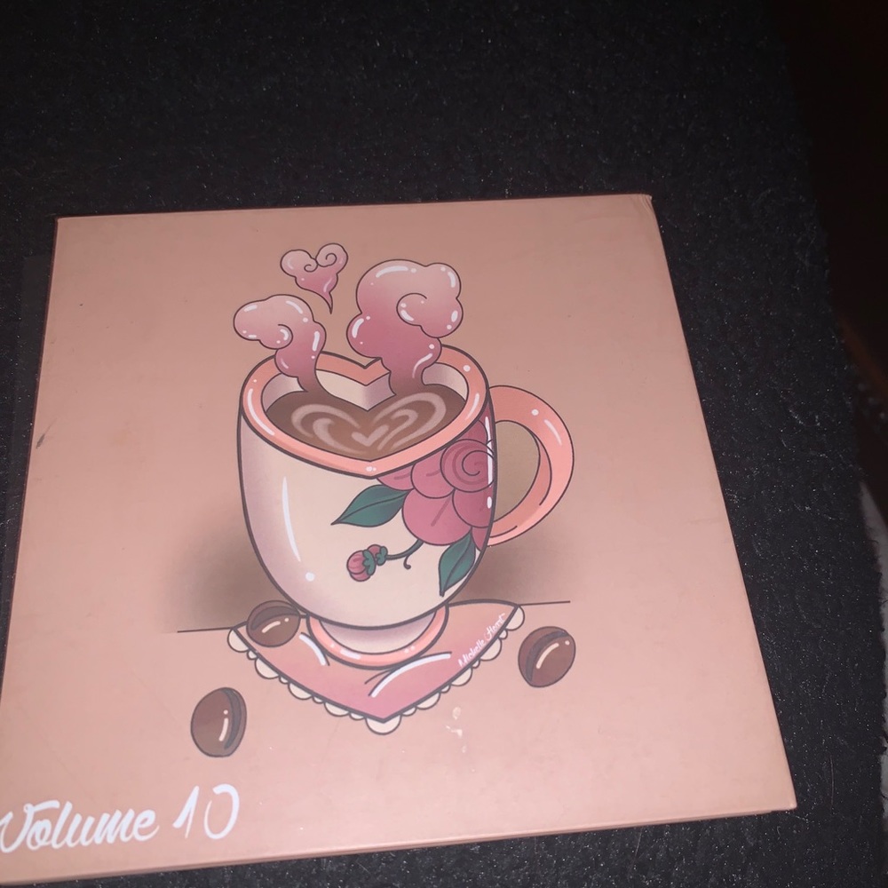 Spoiled cosmetics palette